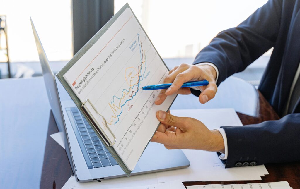 MultiMoney prevé mayor dinamismo del crédito en El Salvador para 2026