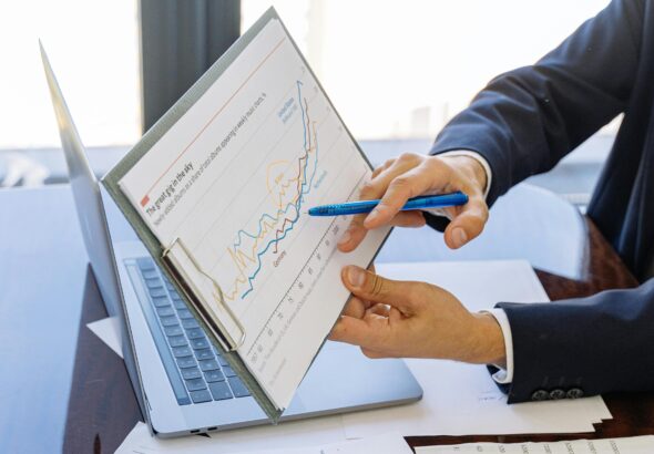 MultiMoney prevé mayor dinamismo del crédito en El Salvador para 2026