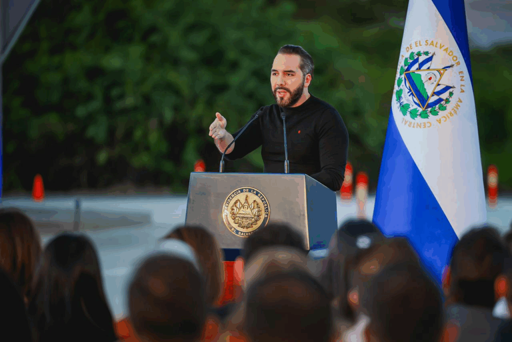 El Salvador crecería por encima del 4% este año, afirma Bukele tras proyecciones de la CEPAL