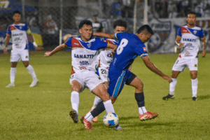 Firpo recibe distinción honorífica por su histórica gesta en el Apertura 2025