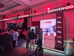 IdeaHub de Huawei impulsa la colaboración empresarial en el Claro Tech Summit