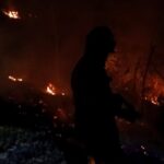 Más de 50 incendios activan alerta y despliegue nacional de bomberos