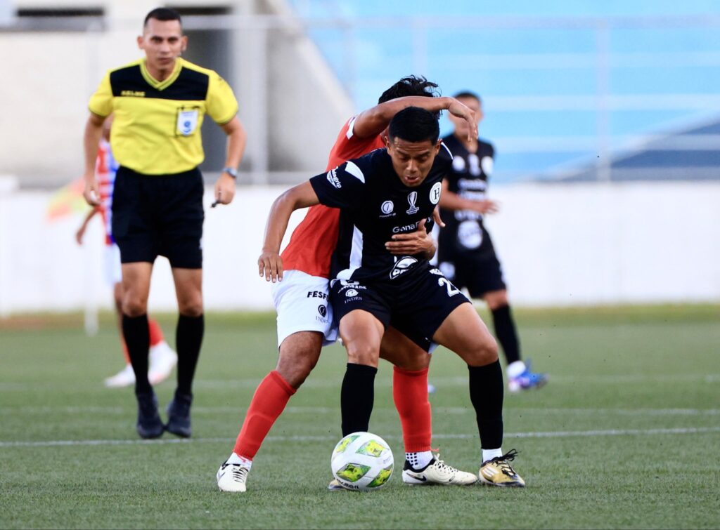 Hércules rescata un punto ante FAS en el cierre