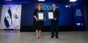 Superintendencia del Sistema Financiero certifica su Sistema de Gestión Antisoborno bajo la norma internacional ISO 37001