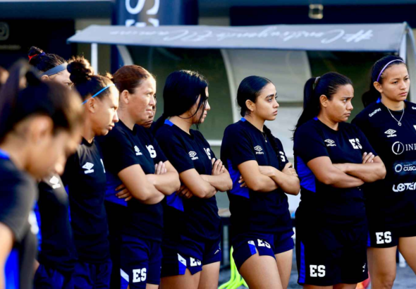 Equipo femenino busca destacar en la Beach Soccer Cup