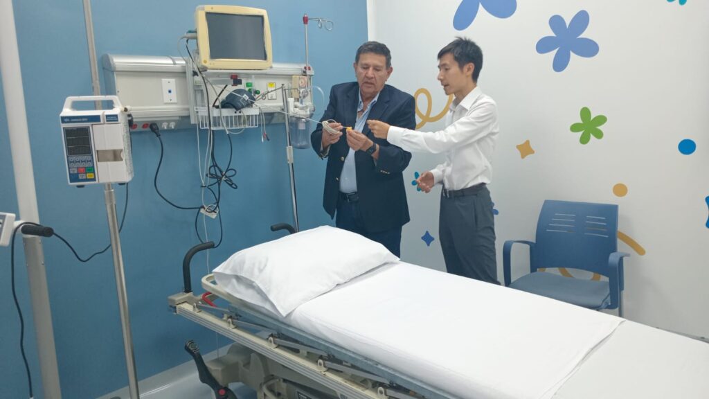 Centro Médico Escalón inaugura moderna Unidad de Pediatría