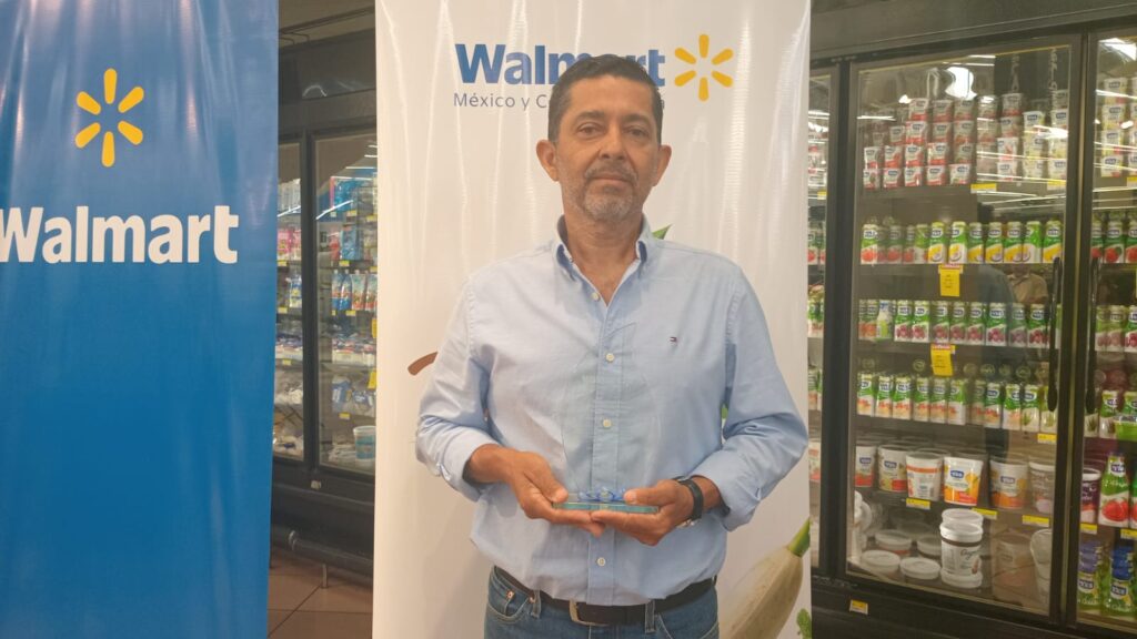 Productor salvadoreño es reconocido como Mejor Proveedor del programa Tierra Fértil de Walmart 2025 en El Salvador