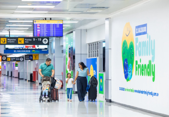 Aeropuerto de El Salvador obtiene sello “Family Friendly”