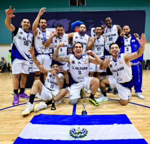 Selección salvadoreña se corona campeona en Maxibaloncesto