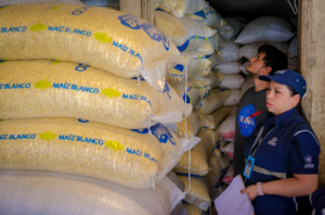 Detectan intermediarios que encarecen el precio del maíz