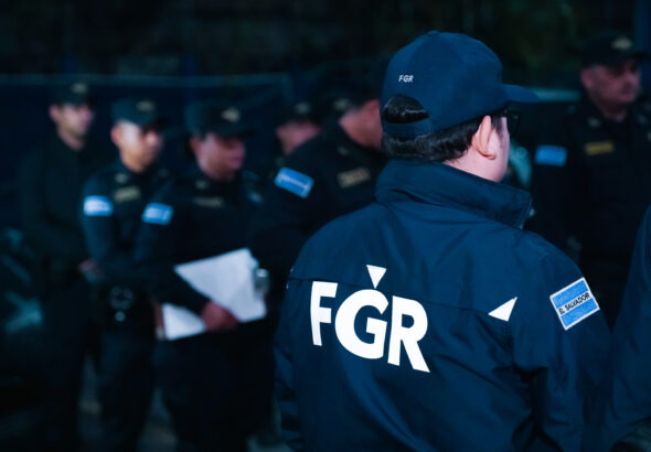 Capturan a sujetos acusados de alquilar apartamentos que no existían