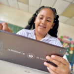 Avalan US$501 millones para transformar el sistema educativo con tecnología