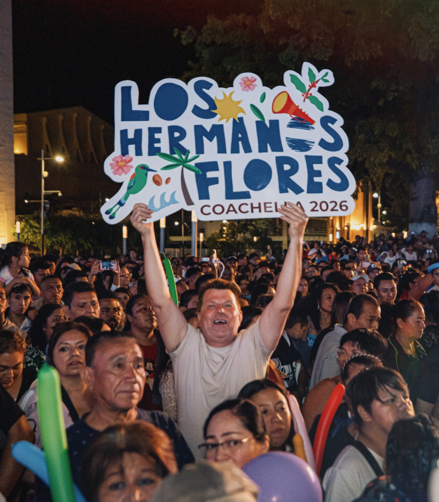 Hermanos Flores hacen historia al presentarse en Coachella