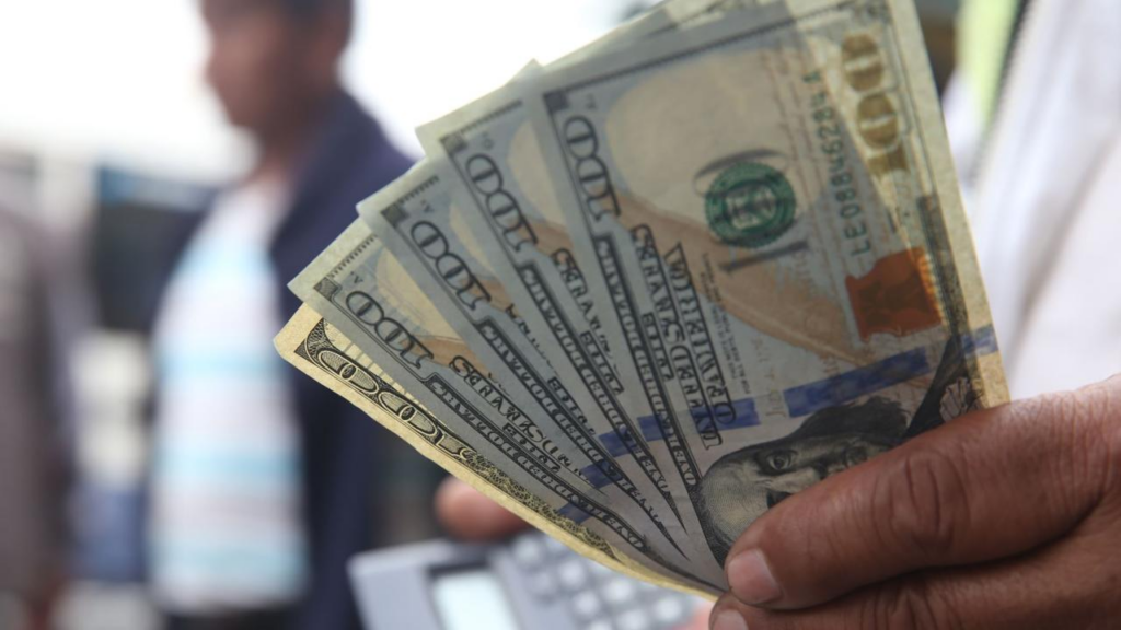 Remesas superan los US$851 millones en abril pese a reducción mensual