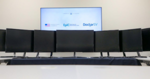 DoctorSV fortalece capacidades de salud digital con apoyo de Estados Unidos