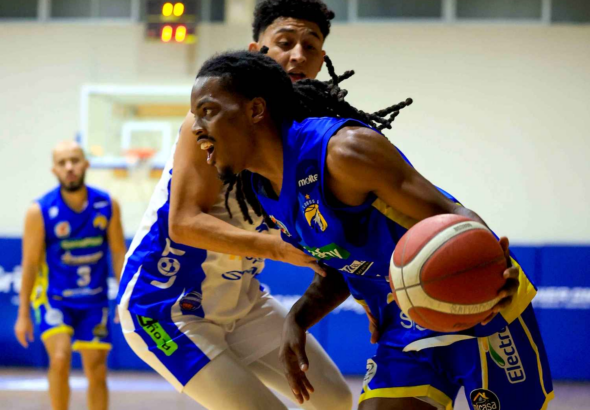 Campeones en marcha: Lobos derrota a Salvadoreños y toma la cima del Apertura 2026