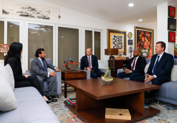 Empresa emiratí EDGE analiza expansión y proyectos de inversión en El Salvador