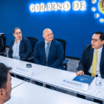 Lluvias provocan daños en viviendas tras colapso de muros de contención en Coatepeque