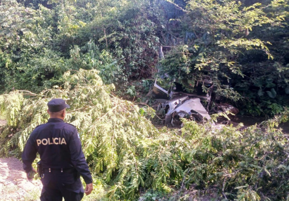 Exceso de velocidad habría provocado fatal accidente en carretera hacia Sonsonate