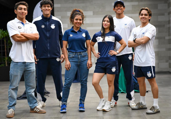 Team ESA recibe el pabellón nacional previo a su participación en los Juegos Centroamericanos y del Caribe Santo Domingo 2026