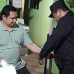 Oferta de un padre para conseguir novia a sus hijos se vuelve viral en Guatemala
