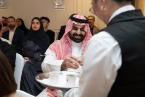 Embajada de El Salvador fortalece vínculos comerciales y turísticos con Arabia Saudita