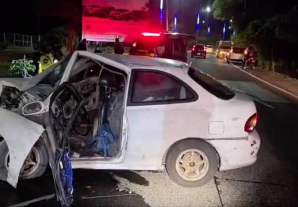 Accidente en la autopista a Comalapa deja dos lesionados de gravedad en San Juan Talpa