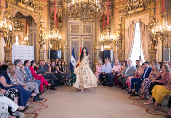 Moda artesanal salvadoreña busca abrir mercados internacionales desde España