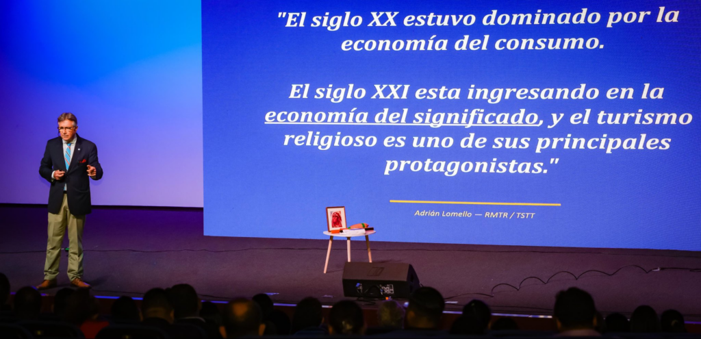 Expertos internacionales destacan el potencial del turismo religioso durante congreso en El Salvador