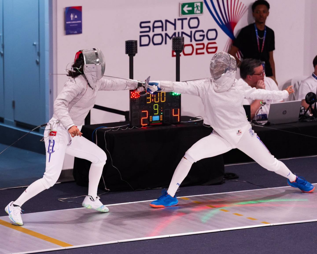 Fátima Tobar lucha hasta el final en el sable femenino durante los Juegos Centroamericanos y del Caribe