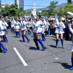 Miles de familias disfrutaron del Desfile del Correo en el inicio de las Fiestas Agostinas