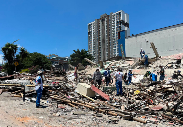 Terremoto de 7.4 deja más de 130 fallecidos y 570 heridos en Colombia