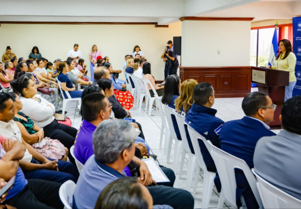 Gobierno entrega escrituras a familias afectadas por Corporación Argoz