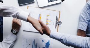Reforma busca facilitar expansión de empresas y elevar incentivos tributarios para grandes inversiones
