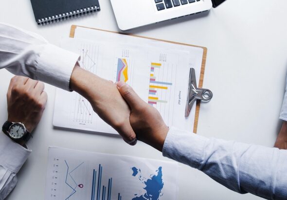 Reforma busca facilitar expansión de empresas y elevar incentivos tributarios para grandes inversiones