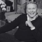 Bob Mackie muere a los 87 años y deja legado en la moda y el espectáculo