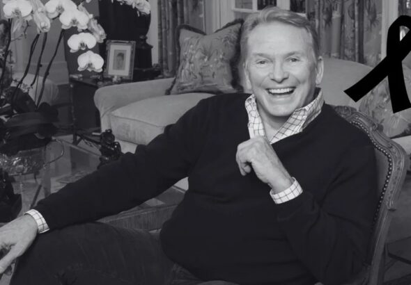 Bob Mackie muere a los 87 años y deja legado en la moda y el espectáculo