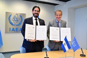 El Salvador analiza próximos pasos para sus planes de energía nuclear