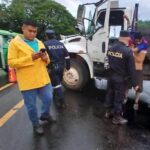 Padres mueren tras accidente de tránsito y su bebé de seis meses resulta con lesiones leves