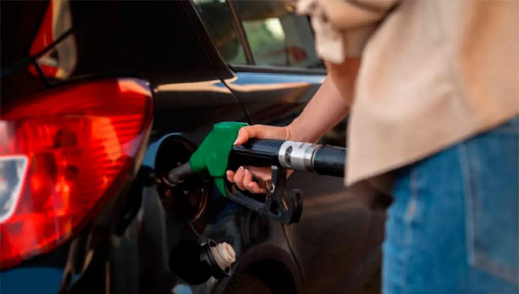 Gasolina y diésel mantendrán sus precios de referencia en El Salvador