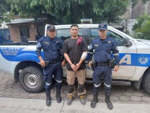 Capturan a conductor y representante legal de empresa vinculada a volqueta del accidente en Apopa