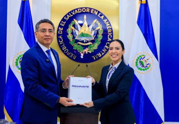Ministro de Hacienda presenta Presupuesto 2027 con inversión del 8.1 % del PIB en educación