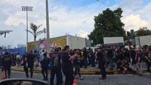 La pasión por Iron Maiden ya se siente en las afueras del “Mágico” González