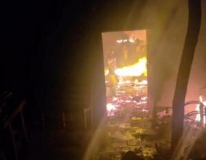 Un menor fallece y cinco personas resultan lesionadas tras incendio en Ciudad Barrios