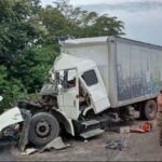 Choque frontal entre autobús y camión deja un fallecido y 35 lesionados en Honduras