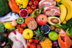 Precios de transporte, educación y alimentos impulsan el IPC salvadoreño en septiembre