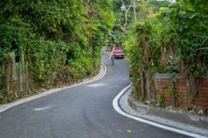 Alcalde Mario Vásquez inaugura calle el Guayabuste y pone fin a tres décadas de dificultades viales en Cantón El Morro