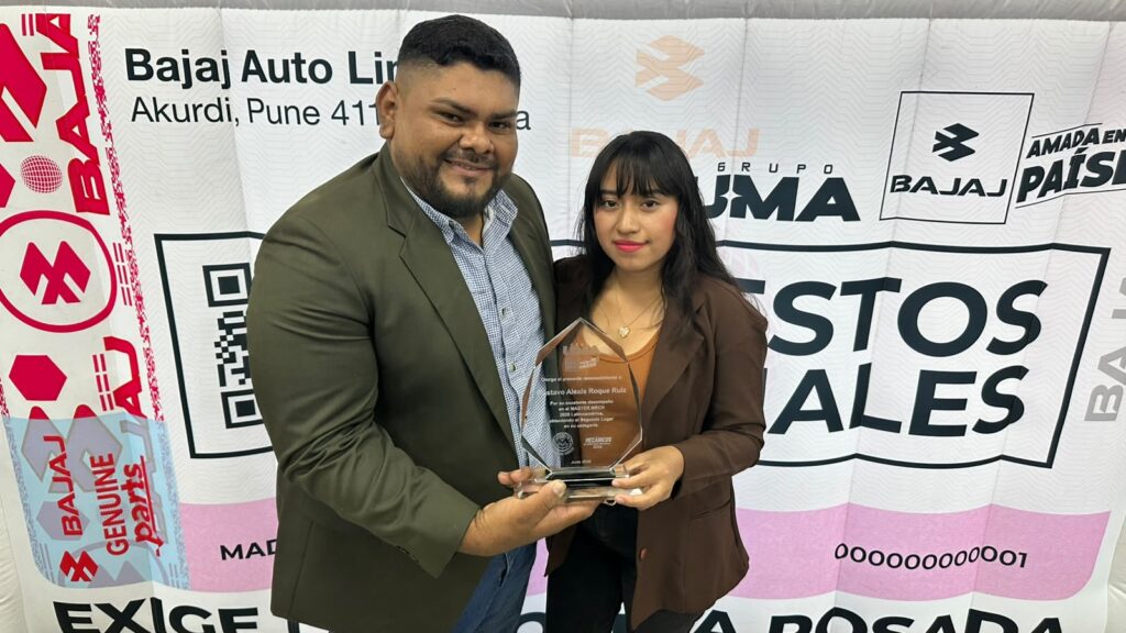 Grupo UMA / Bajaj El Salvador reconoce la excelencia técnica con un premio de alto nivel