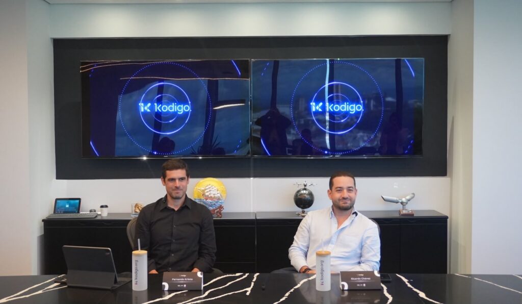 KODIGO presenta UNLOCK 2.0: nuevas herramientas y bootcamps para pasar de aprender con IA trabajar con IA
